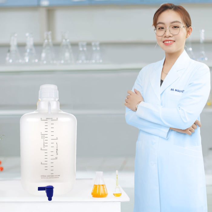 Eisco - 20L Polypropylene Carboy with Silicone-Lined Cap and Spigot, Autoclavable, Leakproof Tested, Non-Sterile, 0-135°C Temperature Range, FDA Compliant, Laboratory and Scientific Liquid Storage Container