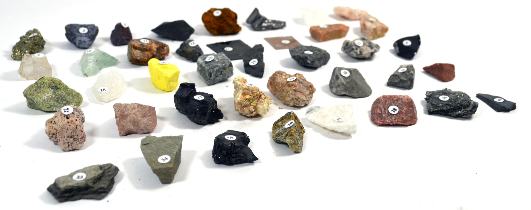 Eisco Basic Rocks and Minerals Kit - Contains 40 specimens measuring approx. 1" (3cm) (Discontinued)