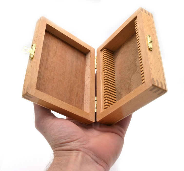 Wooden Slide Box for 25 Slides with Latch - For 75x25mm Slides - Eisco Labs