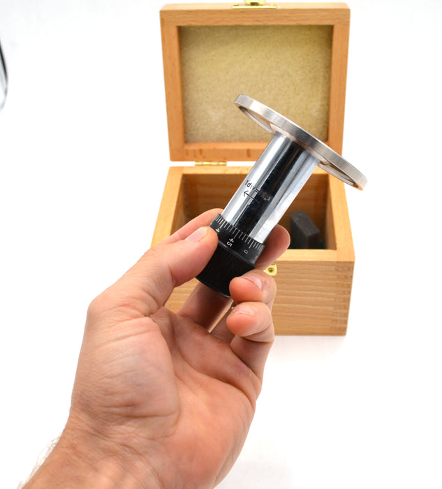 Hand Microtome - Sectional Cutter for Slides - Eisco Labs