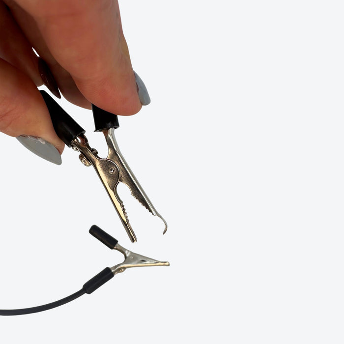 Eisco Labs - 4mm Connecting Leads – 12" Black Insulated Alligator Clip Wires, Electrical Test Leads, Jumper Wires, Circuit Testing Clips, DIY Electronics Cables for Lab, STEM, Experiments, Prototyping