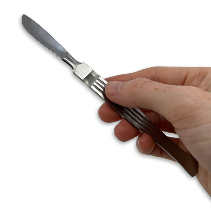 Eisco Labs - 6 Inch Scalpel with Stainless Steel Blade - Precision Surgical Tool for Dissection, Medical, Educational Use - Durable, Sharp, Corrosion-Resistant - Lab Work, Biology, and Anatomy Studies