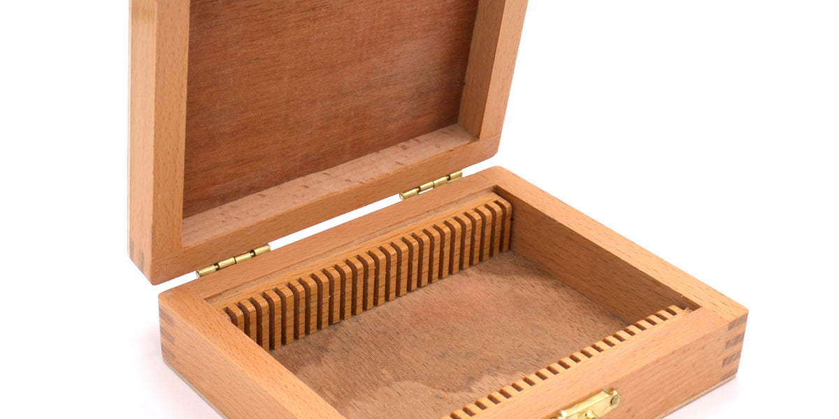 Wooden Slide Box for 25 Slides with Latch - For 75x25mm Slides - Eisco ...