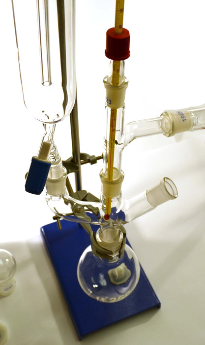EISCO Advanced Organic Chemistry Distillation Glassware Set - 17 Piece, 22 Interchangeable Fittings - Borosilicate Glass